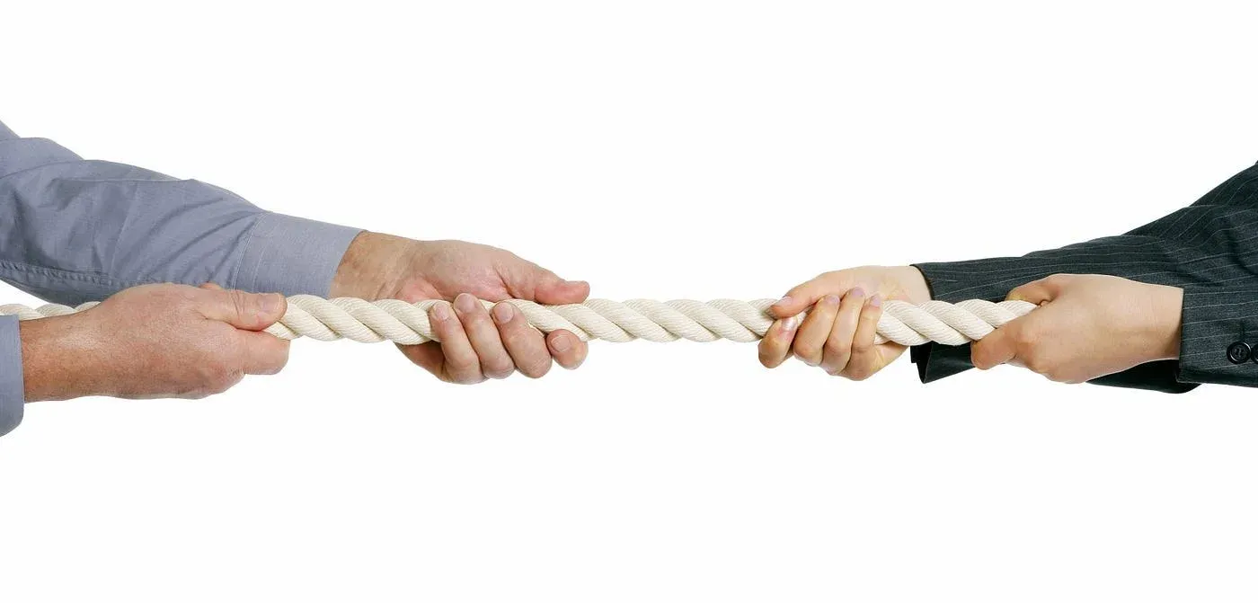 DataOps Resolves the Struggle Between Centralization and Freedom in Analytics